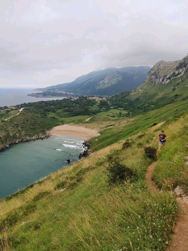 Hidden Beach Vibes at Playa de Arenal de Sonabia