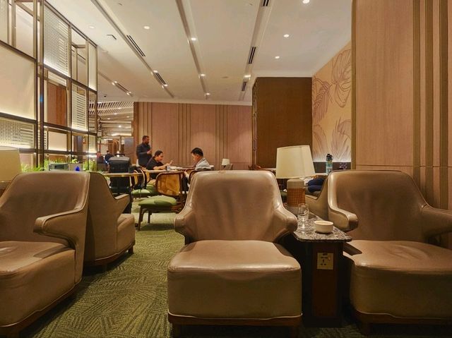 A had a good rest, food and shower at Plaza Premium Lounge, KLIA