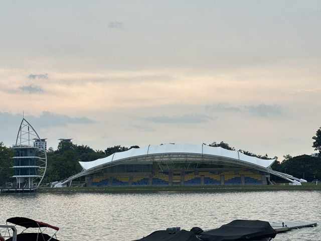 SPLASH & LAUGHTER AT PUTRAJAYA WATER RECREATION PARK! 💦  