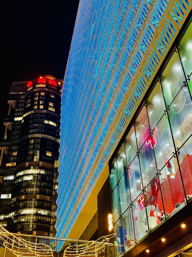 Lujiazui: Shanghai's Iconic Futuristic Skyline and Urban Marvel Lujiazui: Shanghai's Iconic Futuristic Skyline and Urban Marvel