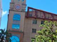 位於台北市博愛特區的 東吳大學城中校區，是一座與城市緊緊相連的校園。