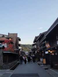 Toyama สวยเหมือนหลุดออกมาจากโปสการ์ด ✨