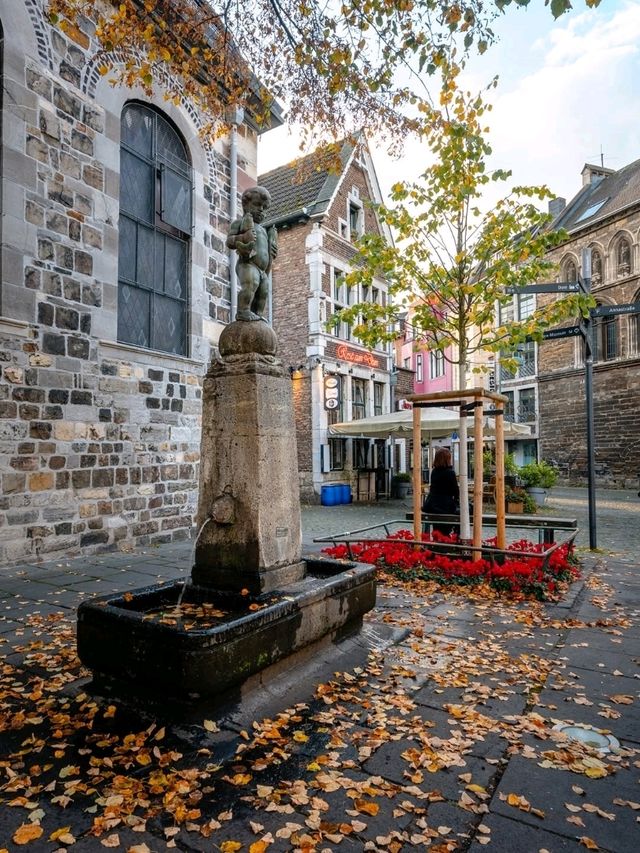 🕍 Aachen: A City of History, Hot Springs & Charm