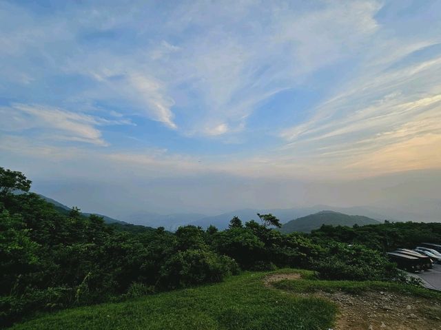 香港最天然山頂打卡位 香港最天然山頂打卡位