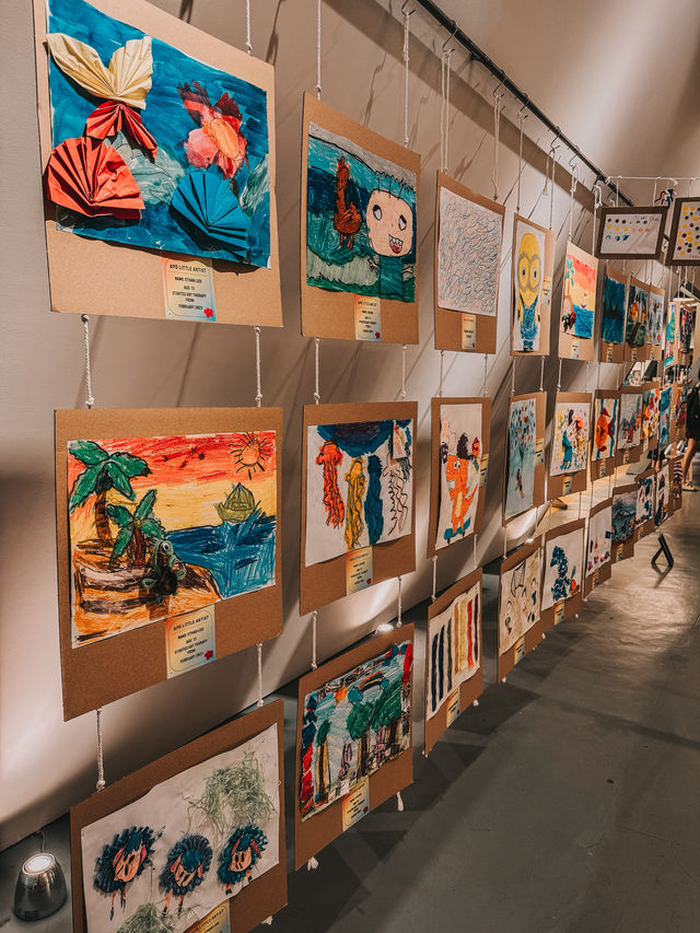 A Reader’s Retreat — BookXcess @ Lalaport 