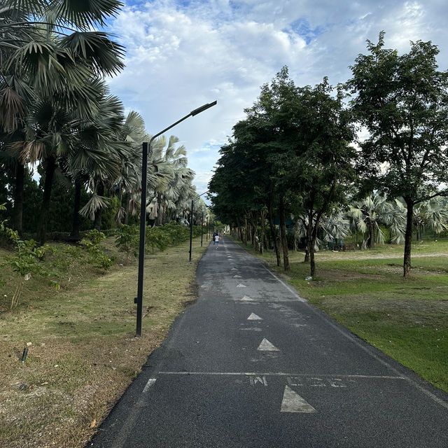 🌄 วิวดี อากาศดี มาวิ่งที่ราชพฤกษ์กันเถอะ