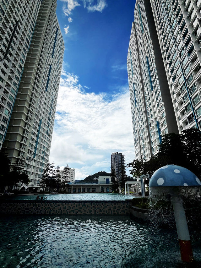 I-Santorini, Tanjung Tokong — Modern Living by the Coast