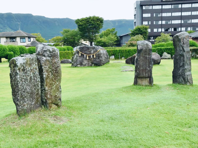 The Soloist's Volcanic Vista: Aso Plaza Hotel Garden