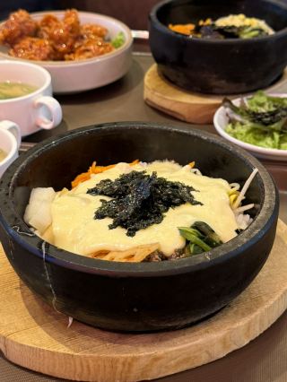 【愛知観光】とろ〜りチーズがたまらない！大満足の韓国ランチ ˎˊ˗