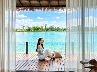 선버스트 리조트 (Sunburst Resort).
