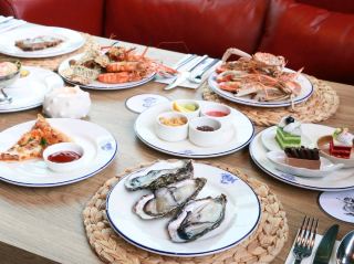BIG FISH Seafood Market & Grill。