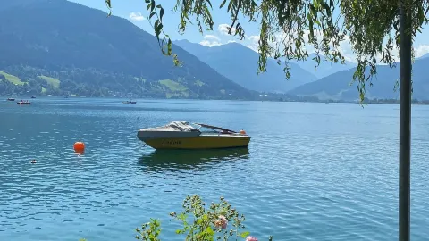 Zell am See, Austria 🇦🇹 — Where Alpine Dreams Come Alive
N — traveler post in Kaprun