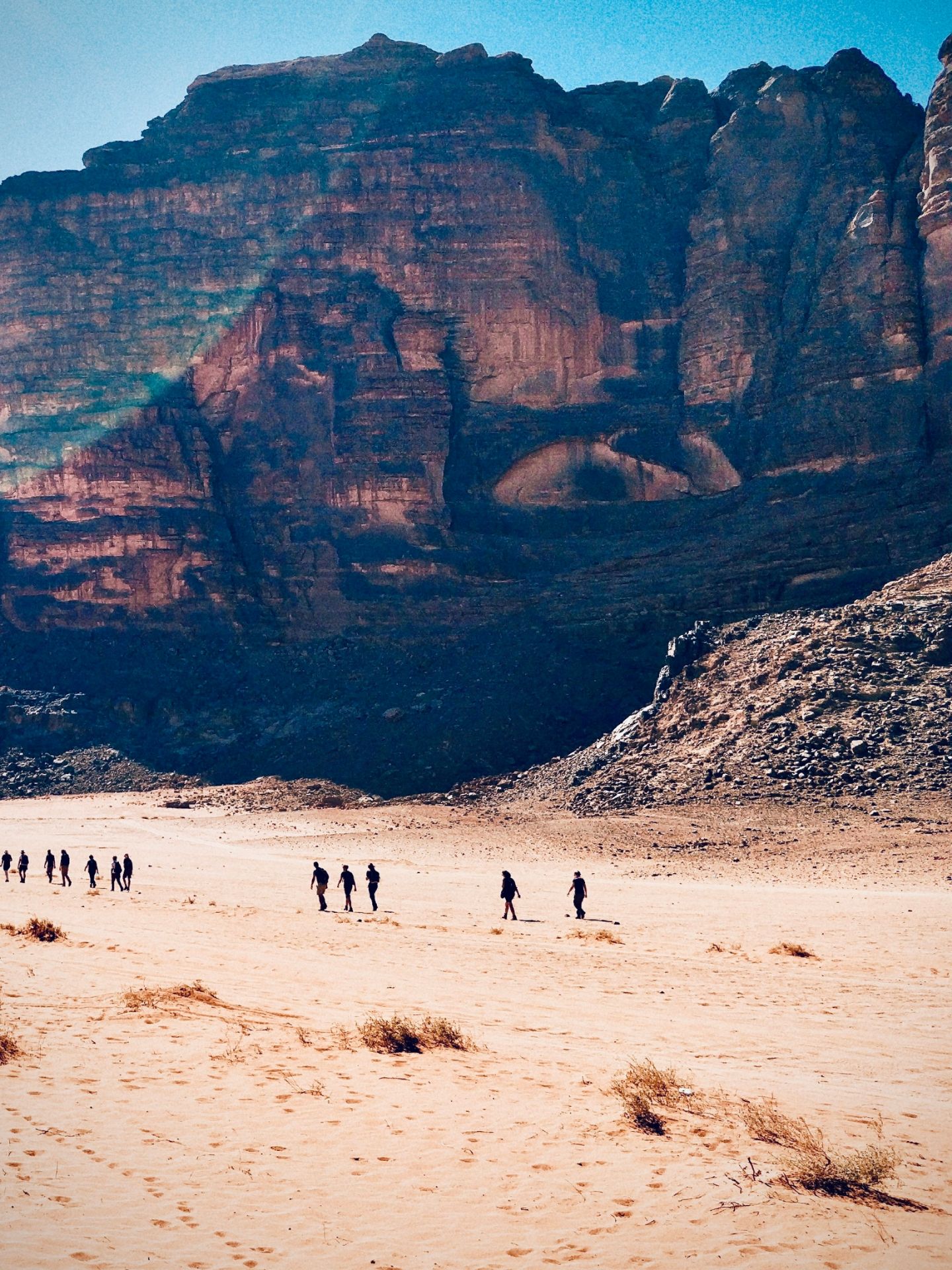 Guaizhou Gobi Sculpture Park: A Dialogue Between Desert Art and the Horizon at Dusk
