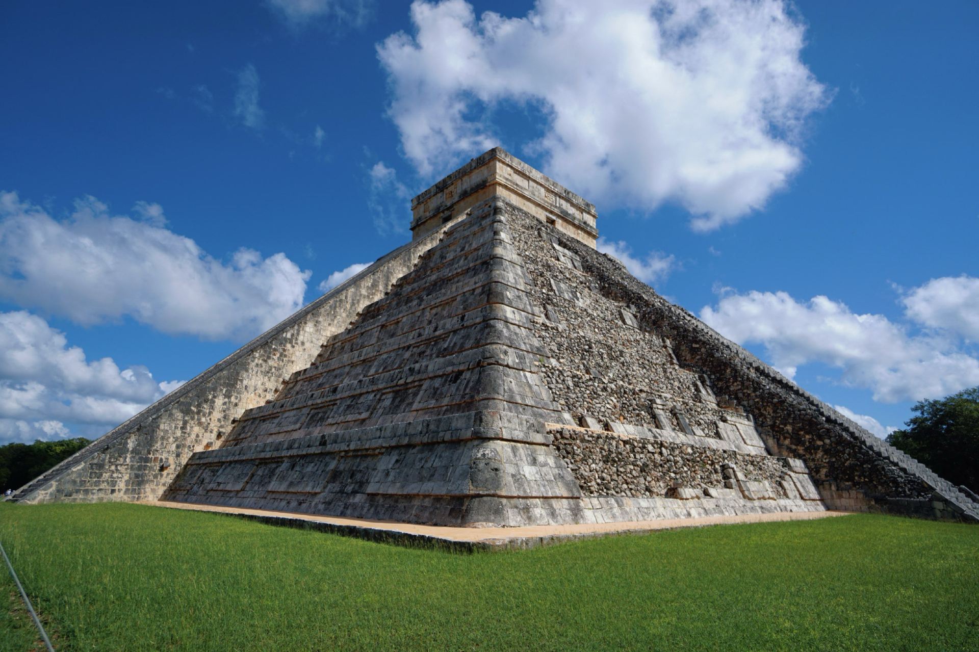 Cancun Day Trip Itinerary: Chichen Itza Pyramids and Cultivars
