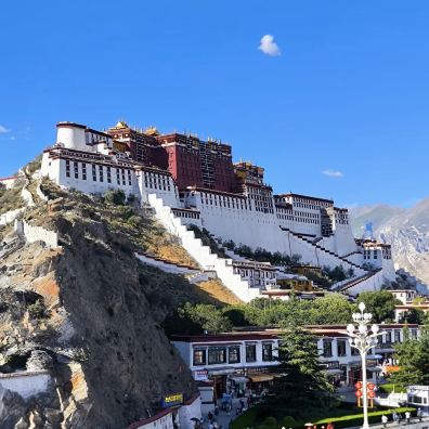 10-Day Tibet Adventure: Lhasa, Shigatse & Sacred Lakes Vibes 🇨🇳✨