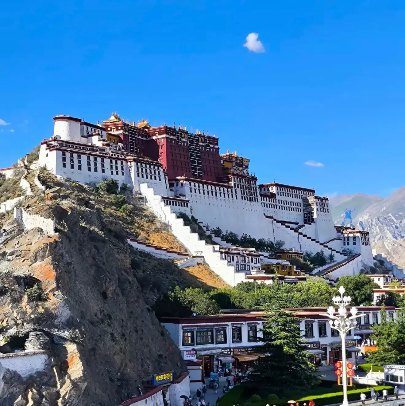 10-Day Tibet Adventure: Lhasa, Shigatse & Sacred Lakes Vibes 🇨🇳✨