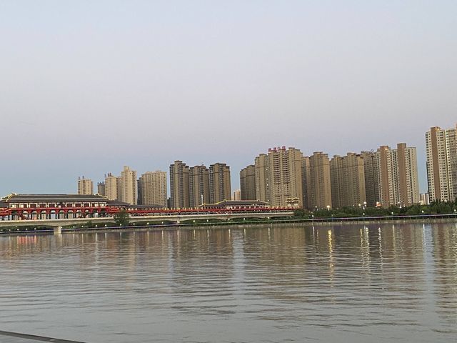 Xianyang Lake 