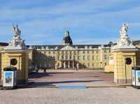 Karlsruhe Palace is a must 🏰