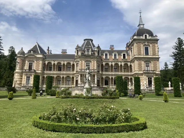 Hermesvilla （愛馬仕別墅）