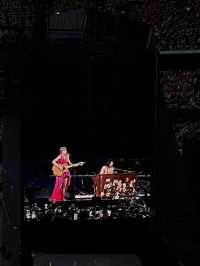 London | Happy to enjoy the eras tour with Taylor swift