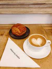 London | Brilliant coffee shop in Mayfair from Hide team