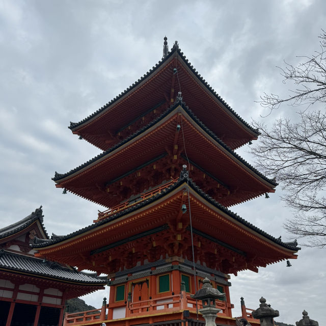 *大阪——日本的美食與文化之都*
