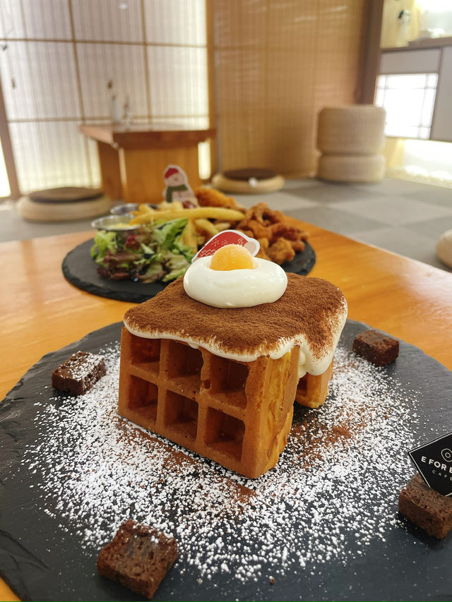 人氣榻榻米和式Cafe💛必食盒子吐司！