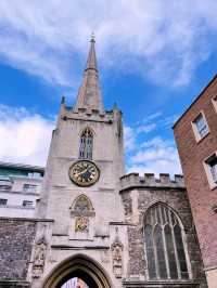 Bristol Old City: A Walk Through Time 🏛️✨