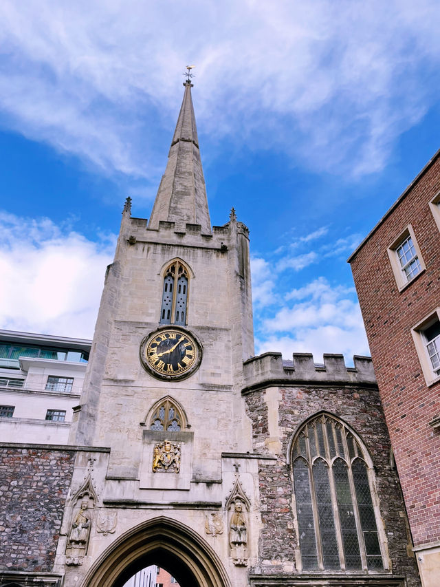 Bristol Old City: A Walk Through Time 🏛️✨