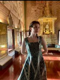 🚀 Bangkok in a Flash: From Temples to Glass Skywalks—April Adventure Unleashed 🛕🍜