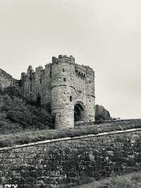 Imagine the battles at Carisbrooke Castle