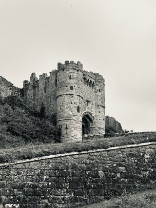 Imagine the battles at Carisbrooke Castle