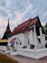 🕊️ Wat Traphang Thong – The Floating Grace of Old Sukhothai