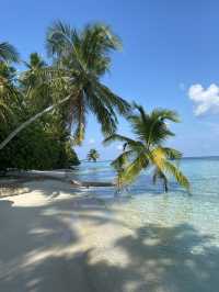 Walking Felidhoo Island: The Best Spots for Dreamy Photos