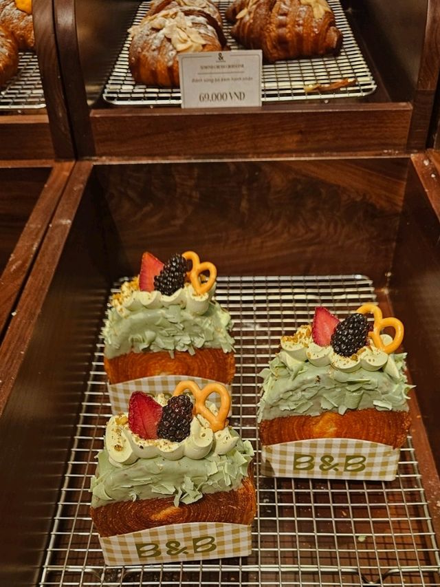 🍰 Discover Bread & Butter Bakery in Da Nang