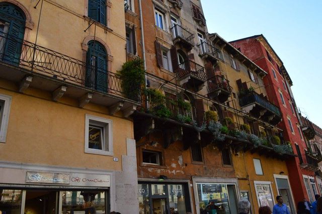 Fall in Love with Verona: Top Must-See Spots in Italy’s City of Romance 🇮🇹❤️