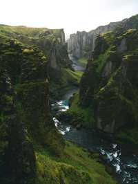 이끼의 골짜기, 물길이 노래하는 협곡