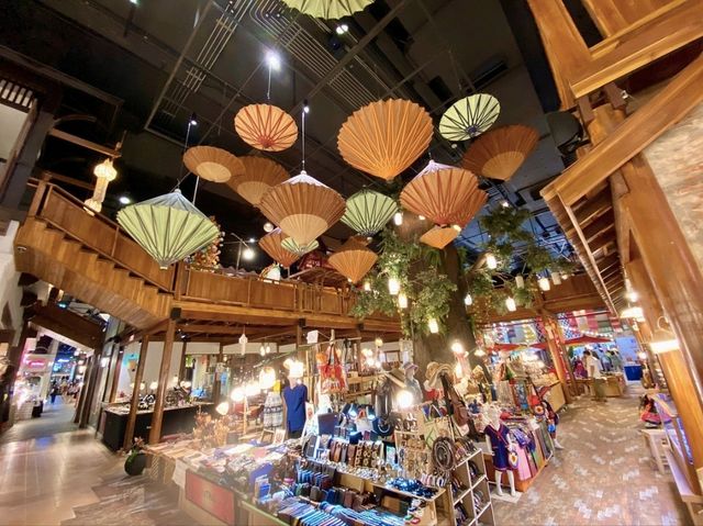 The Most Amazing Mall in All Thailand!🇹🇭