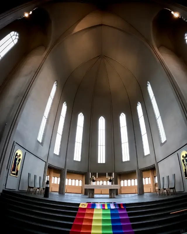 The first stop in Iceland - Hallgrímskirkja Church