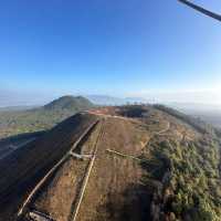 雲南騰沖，火山地熱國家地質公園！推騎馬上山！