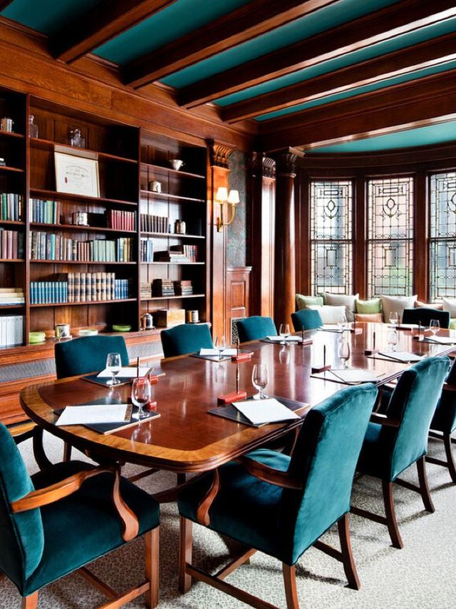 🌟✨ Baltimore's Best: The Ivy Hotel Spotlight 🛎️🌃