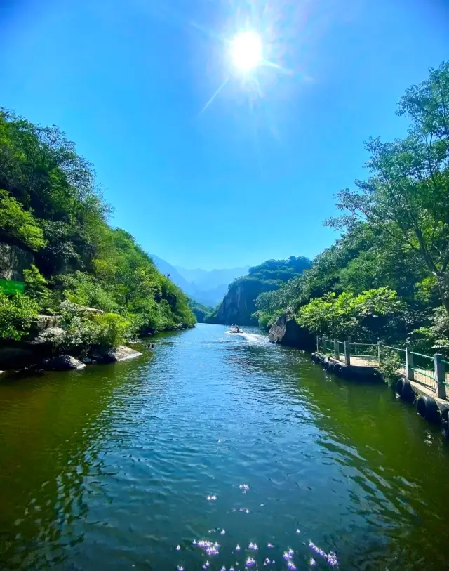 均溫23℃的京郊避暑寶地，帶你逃離暴曬悶熱，景色無敵又涼快