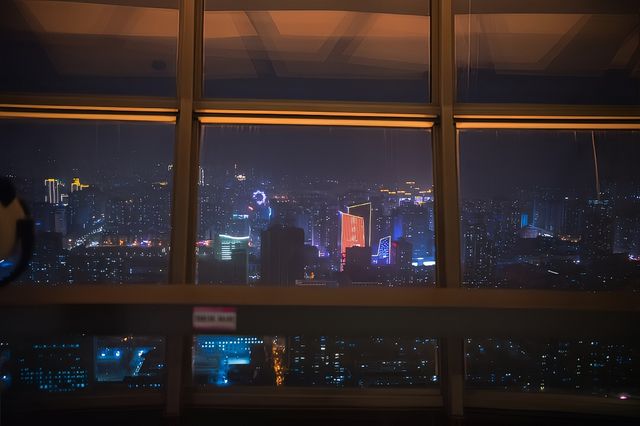 青海丨在浦寧之珠欣賞西寧夜景--高原明珠電視觀光塔