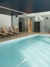 🌟 South Bend's Suite Spot: Hilton's Luxe & Locale 🏨✨