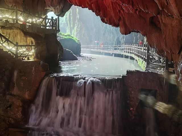 自然奇觀的雙重奏-通靈大峽谷與鵝泉