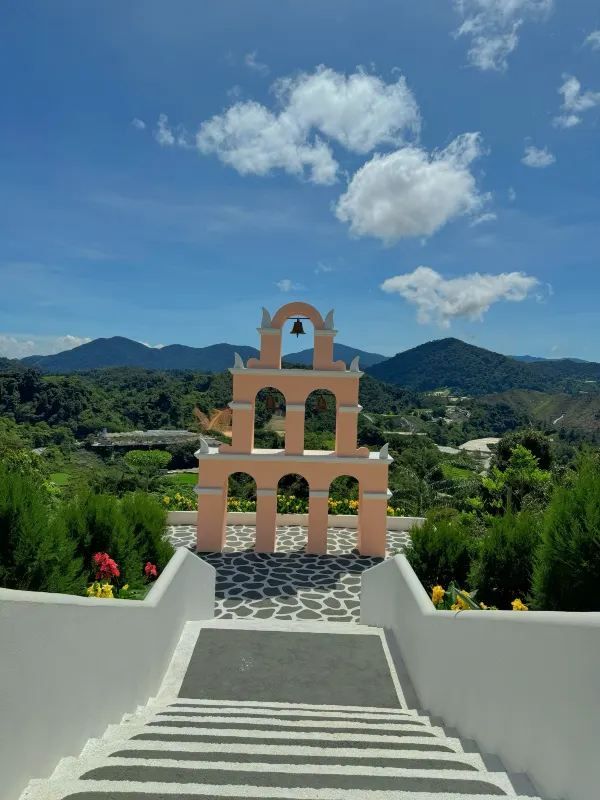 Have you visited the new Santorini attraction in Cameron?