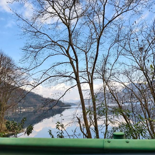 雷波馬湖風景區歡迎大家來玩