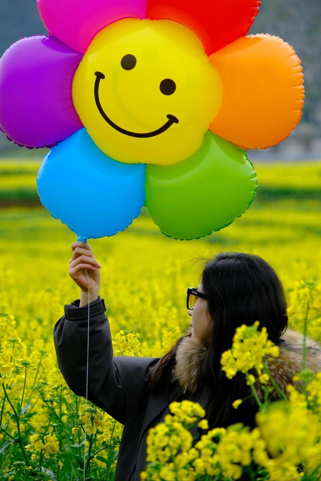 貴州萬峰林千畝油菜花