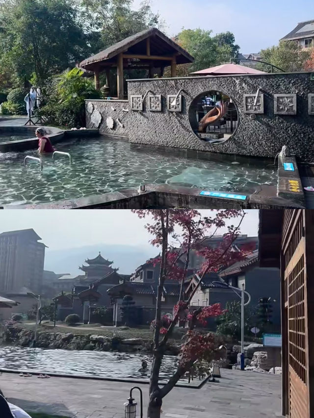 帶寶寶到峨眉山御泉彎體驗溫泉之旅
