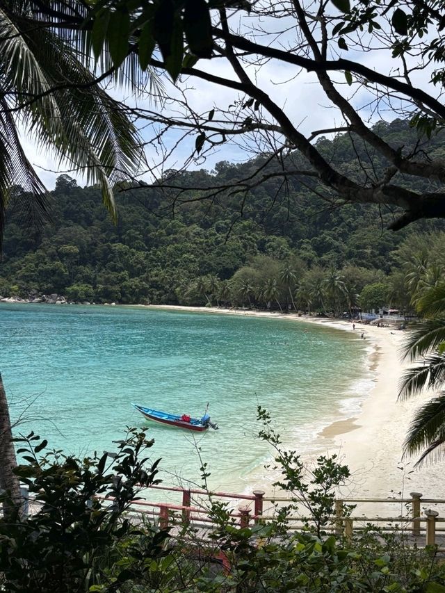 🌺 A Romantic Escape to Crystal Waters: Perhentian Dream Days 🌴